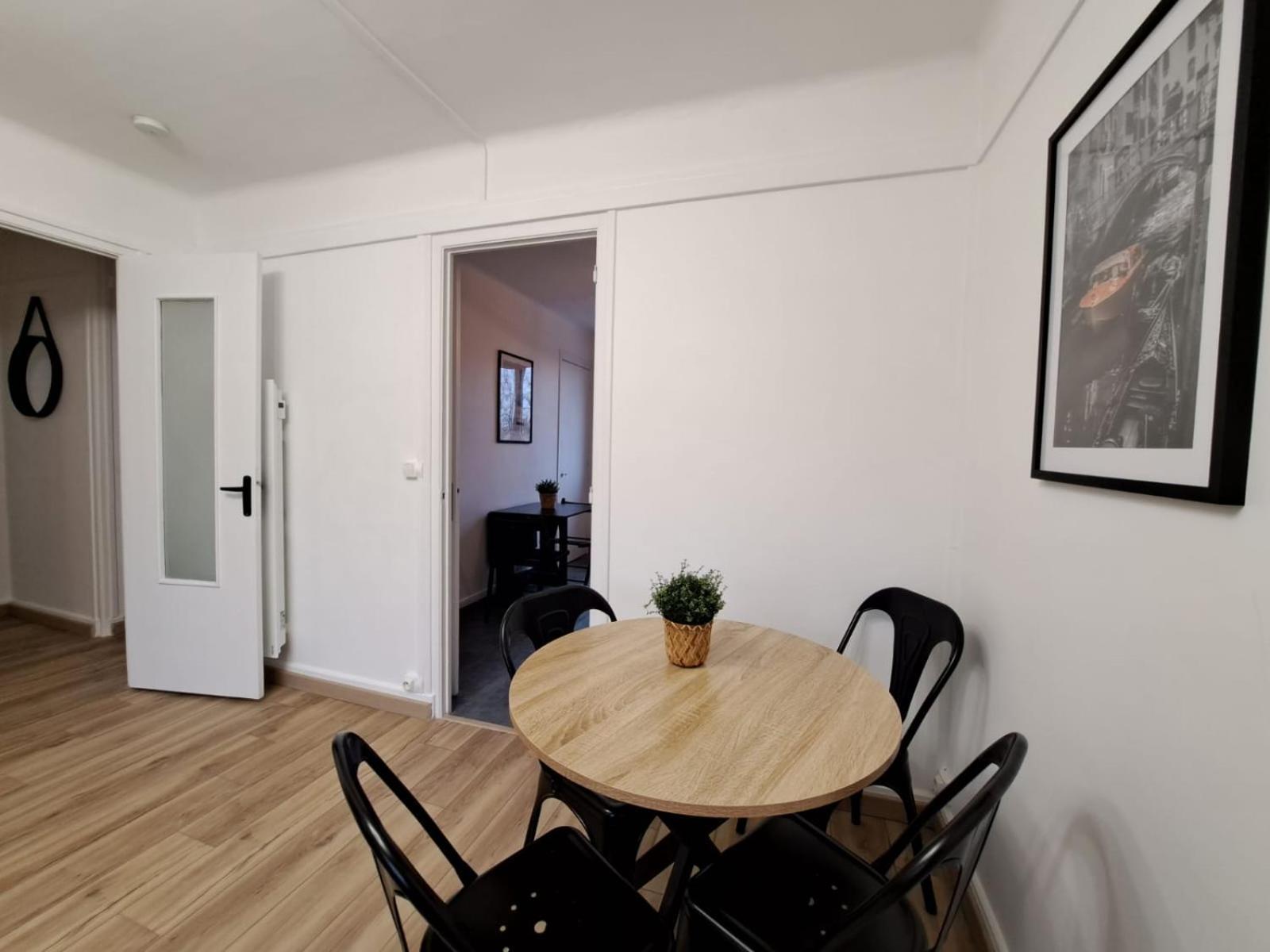Appartement Cosy Au Coeur De Reims Bagian luar foto