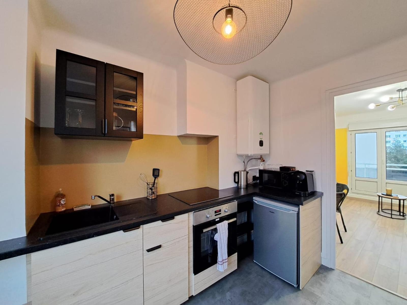Appartement Cosy Au Coeur De Reims Bagian luar foto