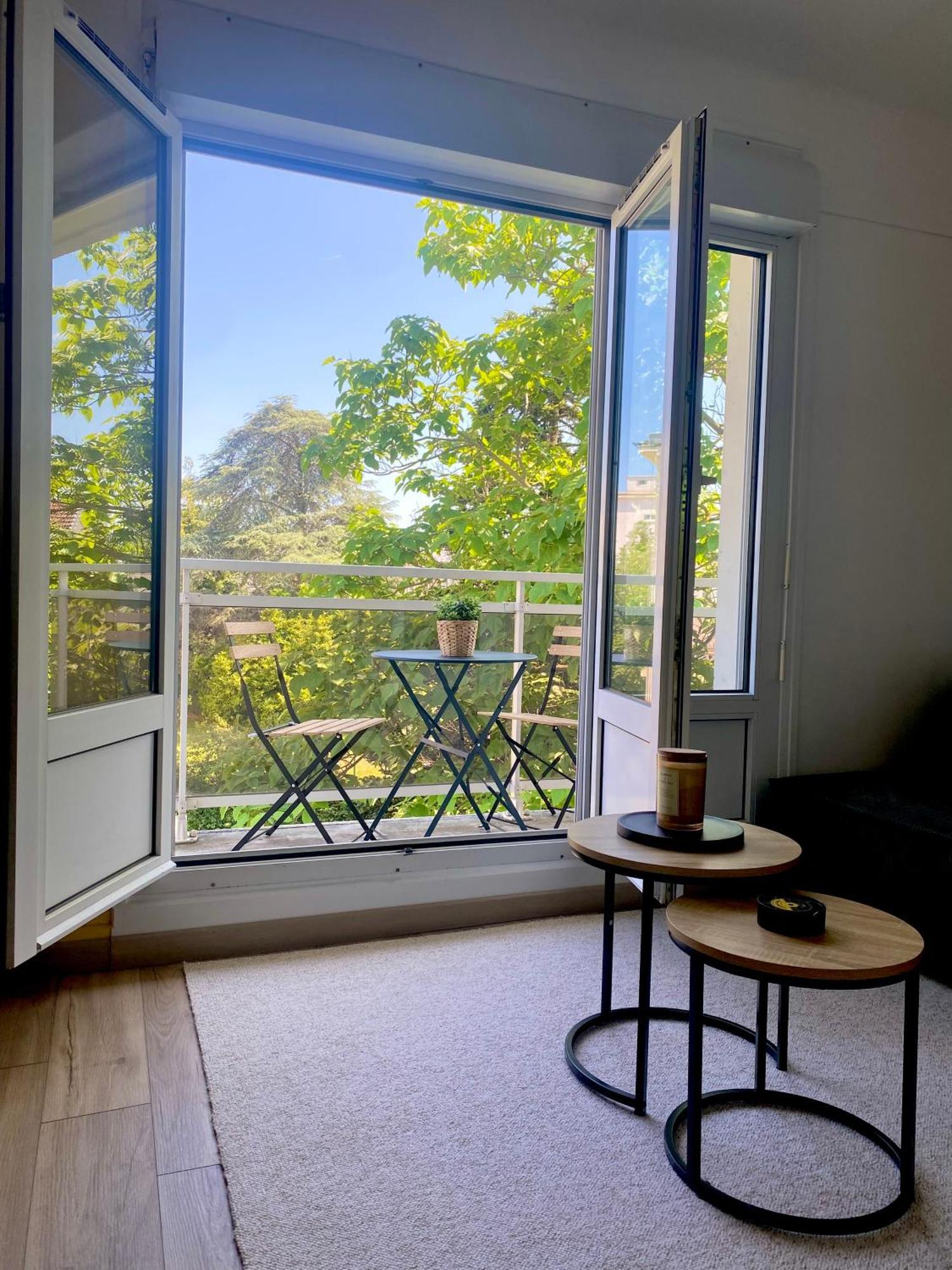 Appartement Cosy Au Coeur De Reims Bagian luar foto